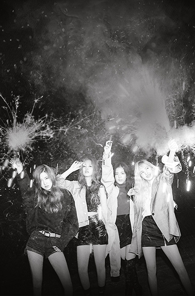 블랙핑크, ‘붐바야’ ‘휘파람’ 빌보드 월드디지털송 차트 1, 2위 석권