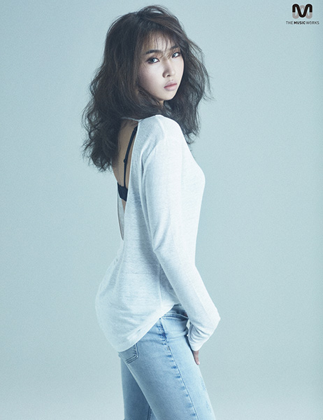 솔로 데뷔 앞둔 민지, 8일 데뷔 7년 만에 첫 시구…“처음이라 긴장되지만 설렌다”