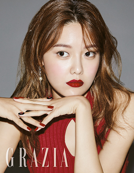 소녀시대 수영, 아찔한 레드 립으로 성숙미 물씬