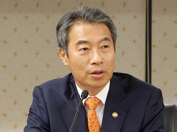 정종섭 새누리당 의원(행정자치부 장관 시절)