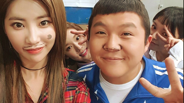 다이아 기희현, ‘해피투게더’ 촬영 후 조세호-박진주-박환희와 깜찍한 인증샷