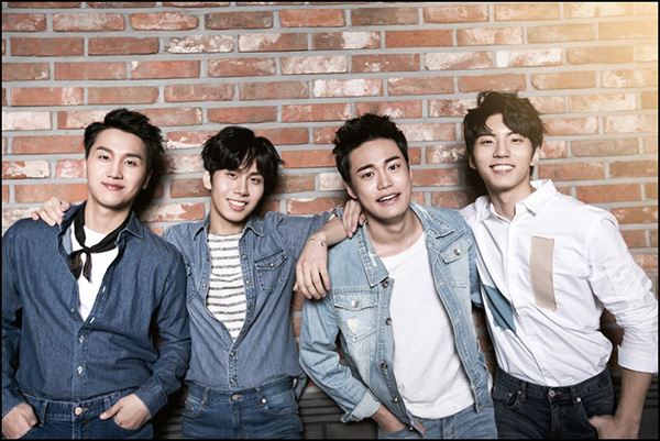 브로맨스, 수능특집 V앱 '브로맨틱 주크박스' 진행