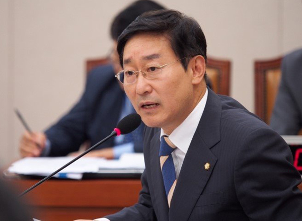 판사 출신 박범계 더불어민주당 의원