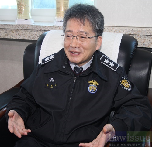 “수용자들은 우리가 끝까지 안고가야할 존재”라고 강조하고 있다.