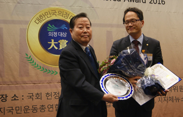 우측이 박주민 더불어민주당 의원