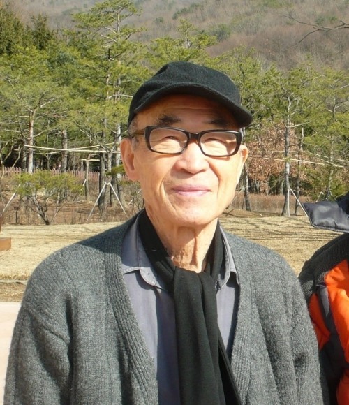 고은 시인 “전두환, 세상에 대해 발언할 자격 없는 사람”