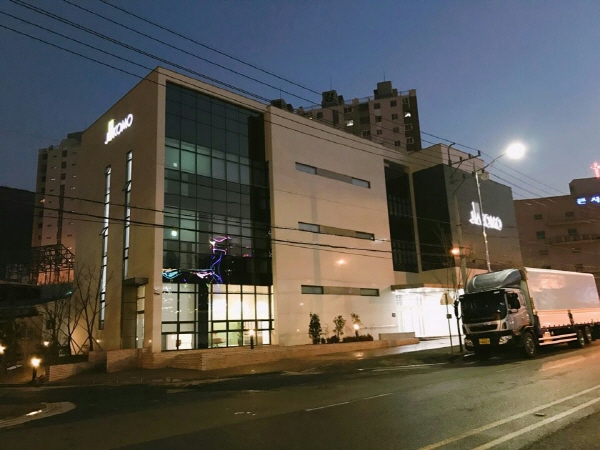 소파전문브랜드 ‘자코모(JAKOMO)’ 양산직영쇼룸 오픈