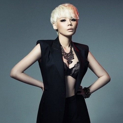 버즈 윤우현 럼블피쉬 최진이, 파격 란제리 의상·짜릿한 매력 발산 '아찔'