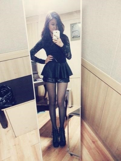 백예린, 밀착 블랙패션..,쭉뻗은 고속도로 각선미