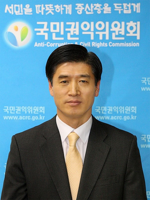 김덕만 청렴윤리연구원장