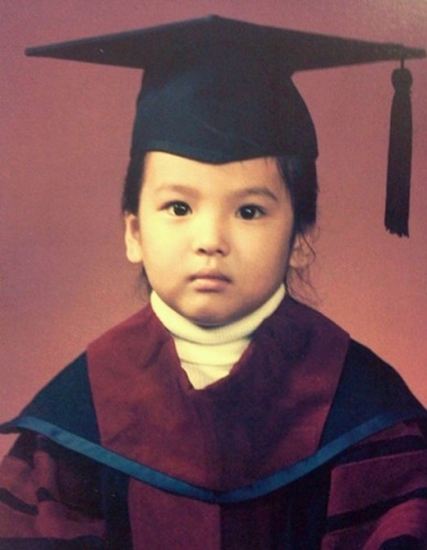 송혜교 서경덕, 떡잎부터 남다른 美친 미모...'유치원 졸업사진이 이 정도?'