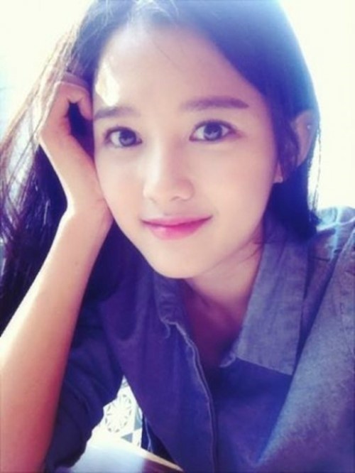 남보라, 형광등 200개 켠 청순美 발산 '그저 감탄만'