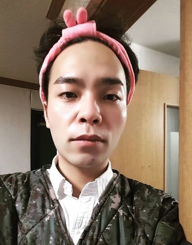 최파타 김지수, 토끼 머리띠에 깔깔이 입고..."당장은 물광피부"