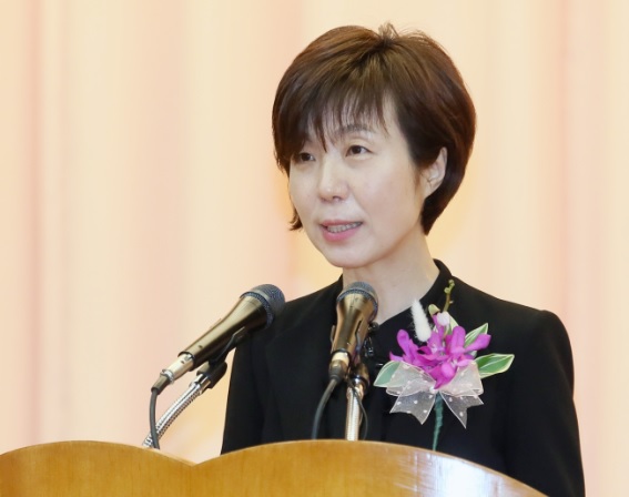 취임사 하는 이선애 헌법재판관