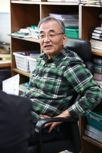 최정표 교수는 소유와 경영을 분리해 종국에는 재벌해체를 해야한다고 주장하고 있다.
