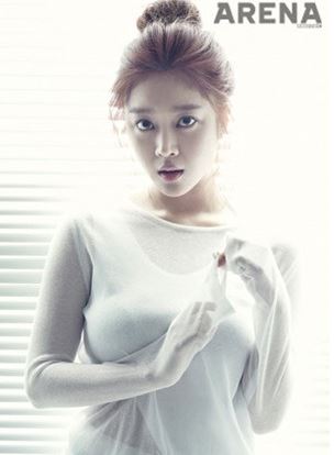 정글의 법칙 조보아, 시스루 의상 입고 치명적인 매력 발산…'청순 글래머의 표본'