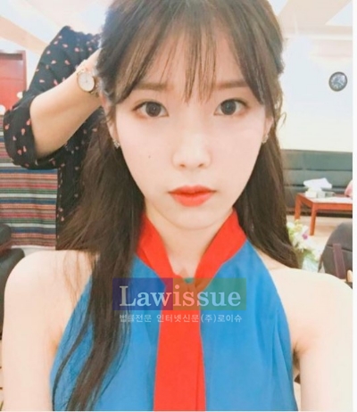 새침한 표정...아이유 효리네 민박 온다, '가녀린 브이라인 빠져드네'