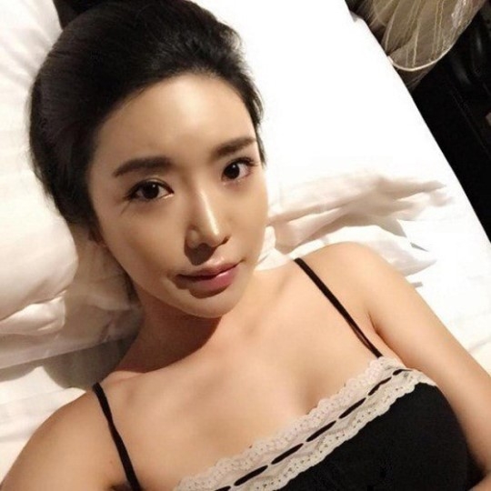 안신애, 이마 훤히 드러낸 채...남다른 비주얼 과시