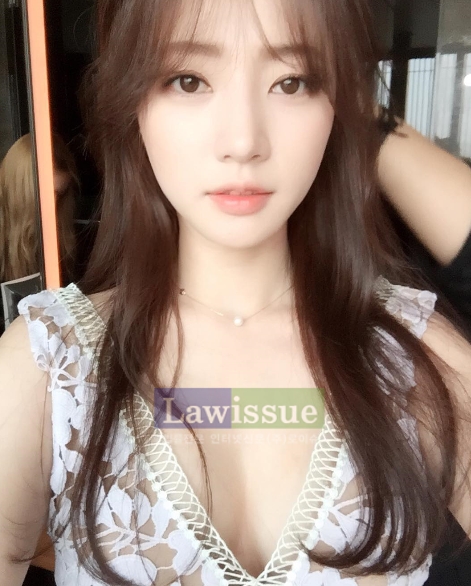 송하윤, 뽀얀 피부+숨길 수 없는 완벽 몸매..."베이글녀의 표본?"