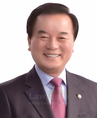 정갑윤 국회의원.