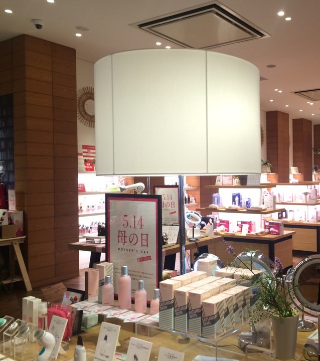 ▲일본 유명 복합문화공간 ‘츠타야’ 매장에 입점된 세러데이스킨 제품