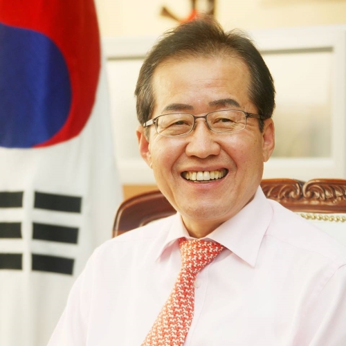 홍준표, 자유한국당 신임 대표로 선출