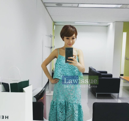 곽현화, '푸른색 원피스...쇄골라인 드러낸채 '부러질 듯'