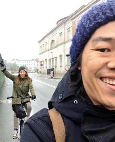 자전거 타며 즐거운 한때....효리네 민박 이상순, 이효리 '행복한 듯'