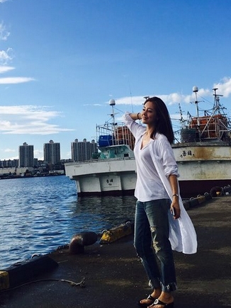 파란바다 그리고 하늘...오나라, '한폭의 그림 같은 자태'