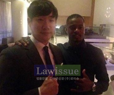 맨유 바르셀로나 선발 박지성, 에브라와 의리 '눈길'...배성재 "국민브라 너무 하는거 아님?"