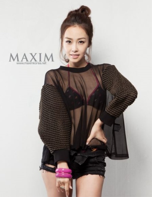 홍수현, 검정 시스루 옷 속 환상 S라인 뽐내...청순美까지