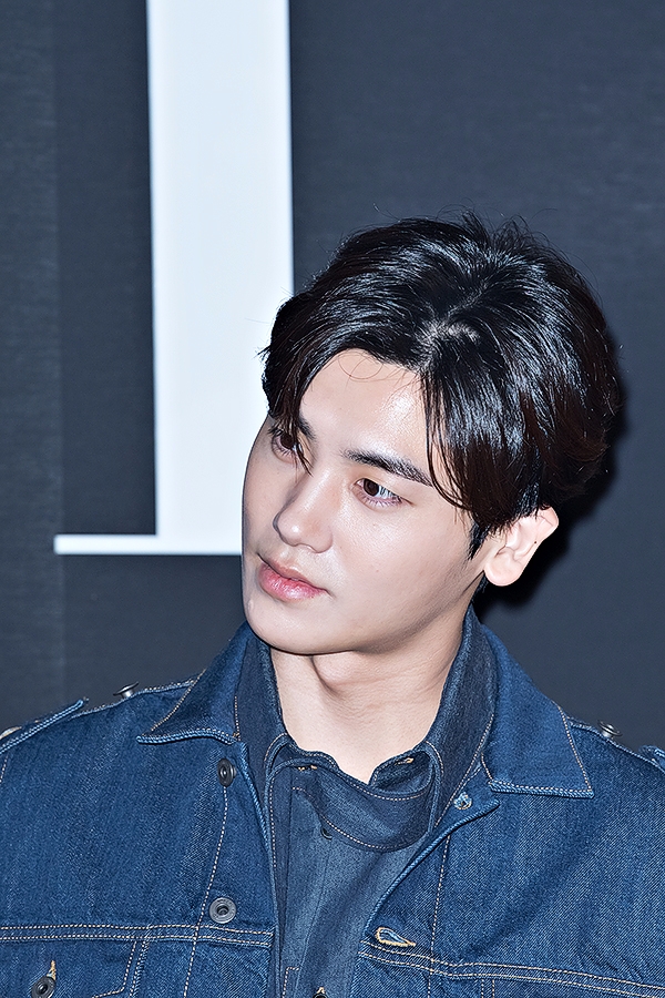 박형식, 발렌티노(VALENTINO)가 ‘The VLTN 팝업’ 오픈 포토행사