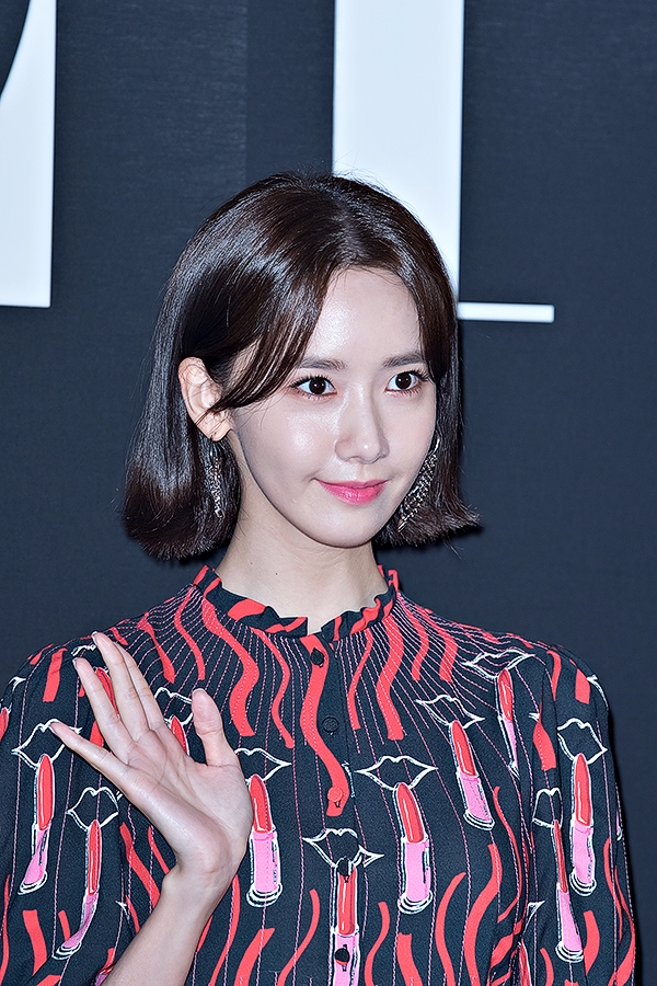 윤아, 발렌티노(VALENTINO)가 ‘The VLTN 팝업’ 오픈 포토행사