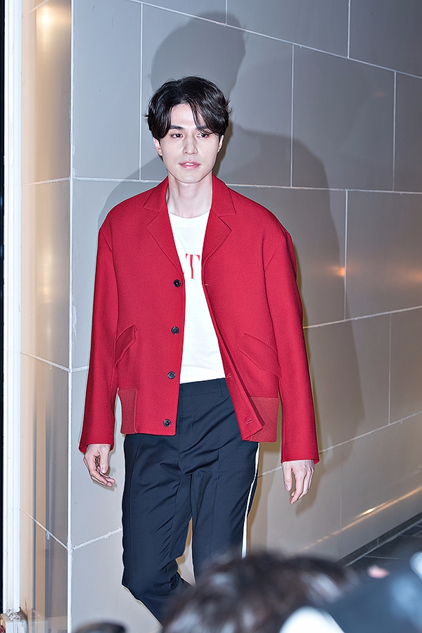 이동욱, 발렌티노(VALENTINO)가 ‘The VLTN 팝업’ 오픈 포토행사