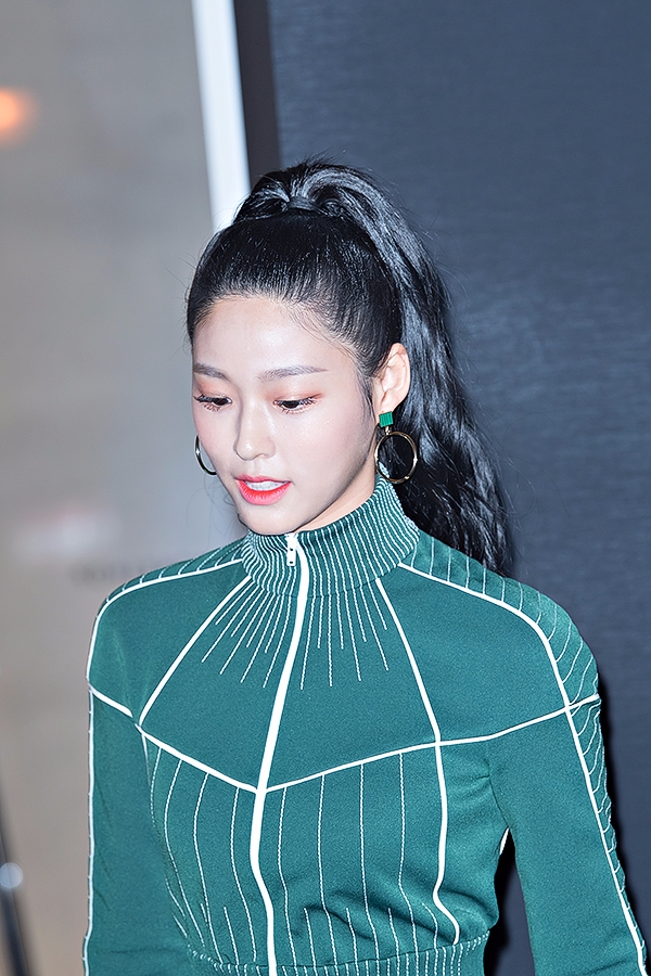 설현, 발렌티노(VALENTINO)가 ‘The VLTN 팝업’ 오픈 포토행사