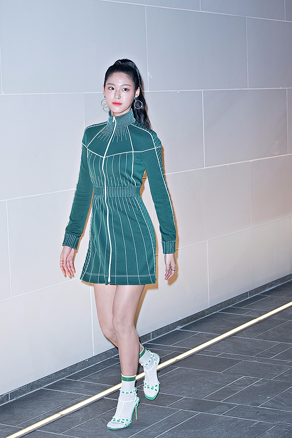 설현, 발렌티노(VALENTINO)가 ‘The VLTN 팝업’ 오픈 포토행사