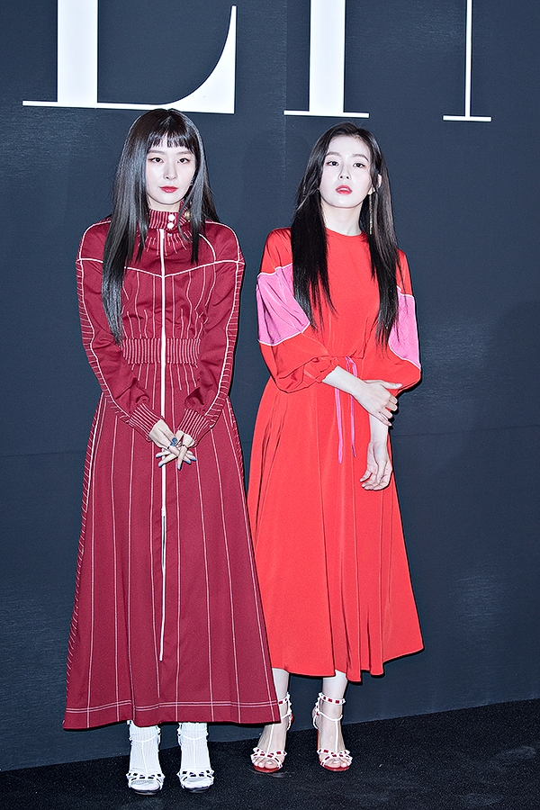 레드벨벳 슬기-아이린, 발렌티노(VALENTINO)가 ‘The VLTN 팝업’ 오픈 포토행사