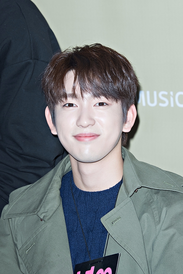 갓세븐(GOT7) 진영, 갓세븐(GOT7) 팬들과 함께 나눔과 기부의 메시지를 전달하기 위한 팬사인회