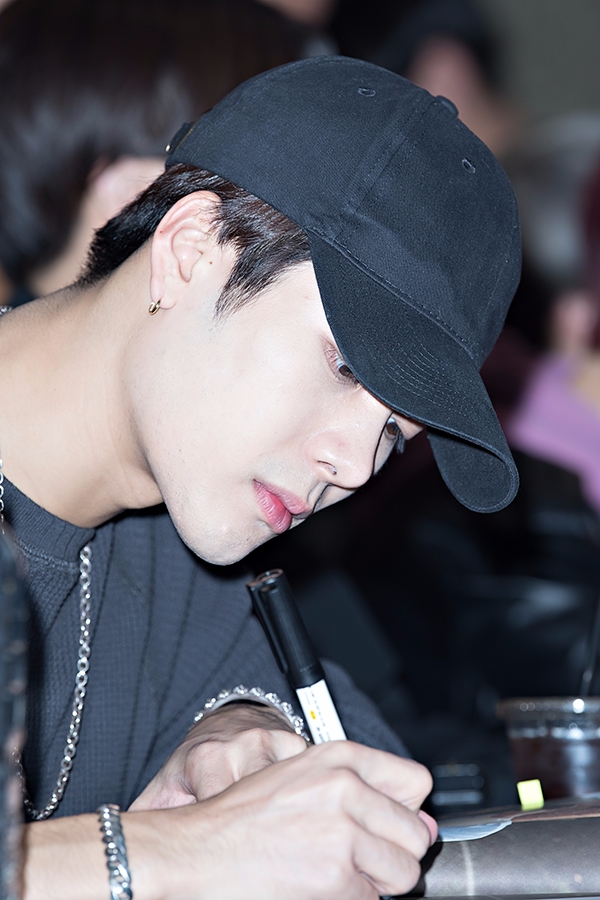 갓세븐(GOT7) 잭슨, 갓세븐(GOT7) 팬들과 함께 나눔과 기부의 메시지를 전달하기 위한 팬사인회