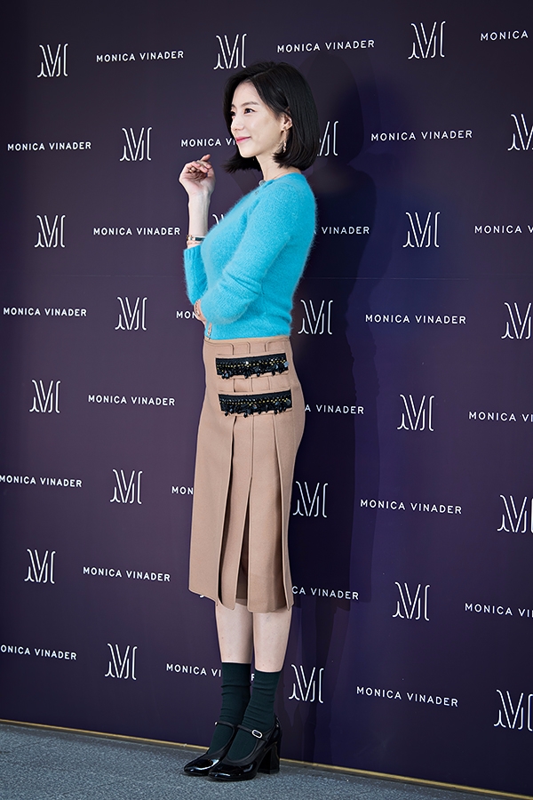 박수진, 주얼리 브랜드 ‘모니카비나더(MONICA VINADER)’포토월 행사
