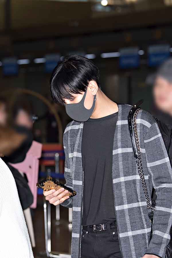 갓세븐(GOT7) 뱀뱀, 인천국제공항 출국 현장
