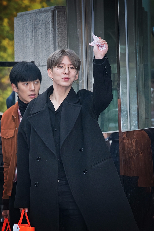 몬스타엑스(MONSTA X) 기현, KBS 뮤직뱅크 출근길