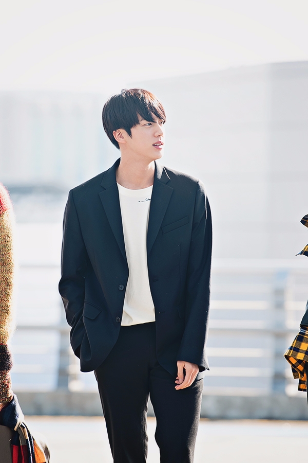 방탄소년단(BTS) 진, 인천국제공항 출국 현장