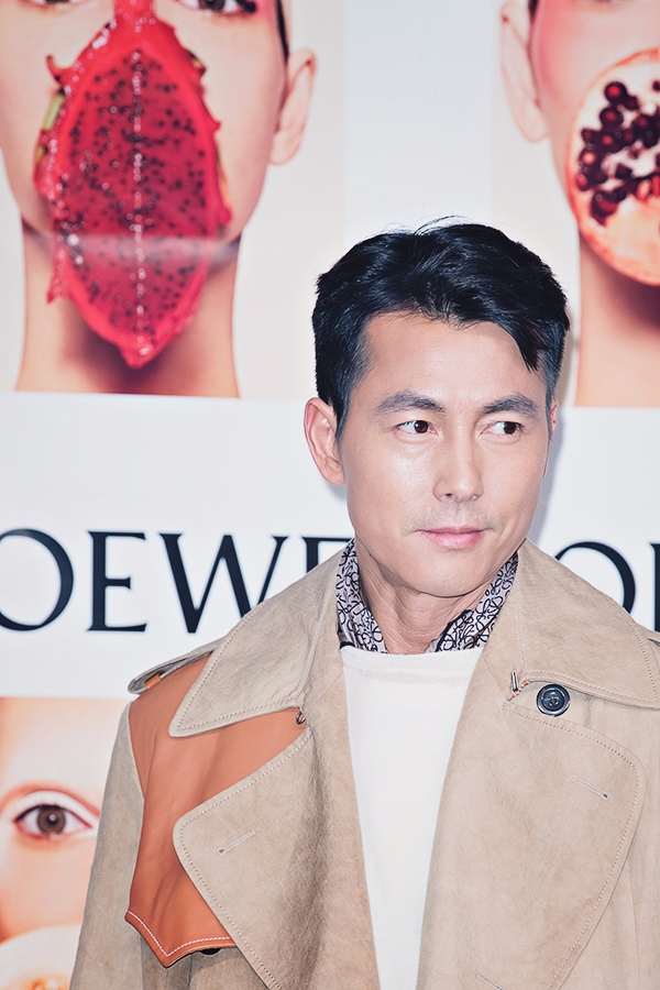 정우성, 로에베 ' 2018 봄/여름 여성 컬렉션 프리뷰 및 파티' 포토콜 행사