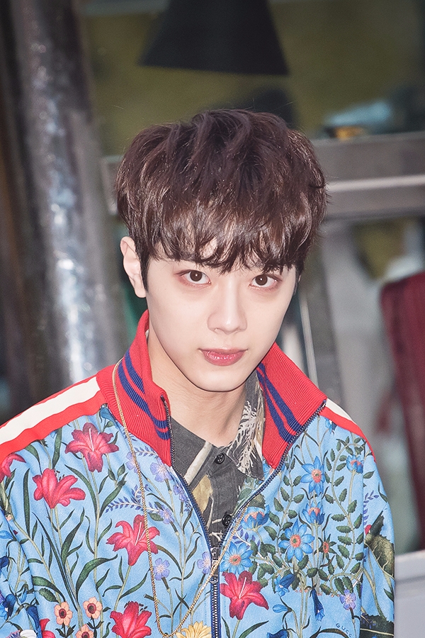 WannaOne(워너원) 라이관린, 뮤직뱅크 출근길