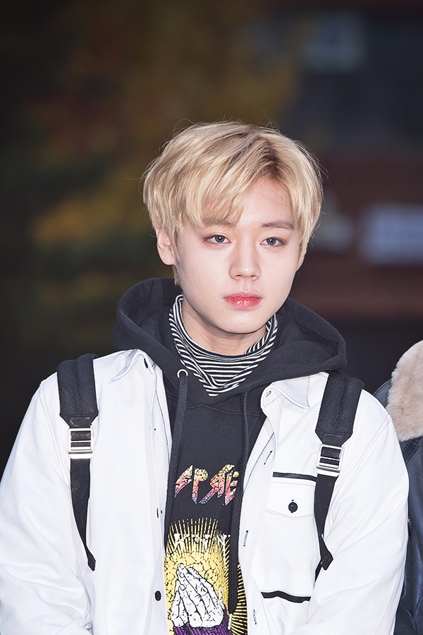 WannaOne(워너원) 박지훈, 뮤직뱅크 출근길
