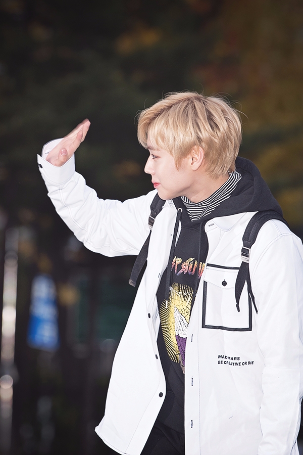 WannaOne(워너원) 박지훈, 뮤직뱅크 출근길