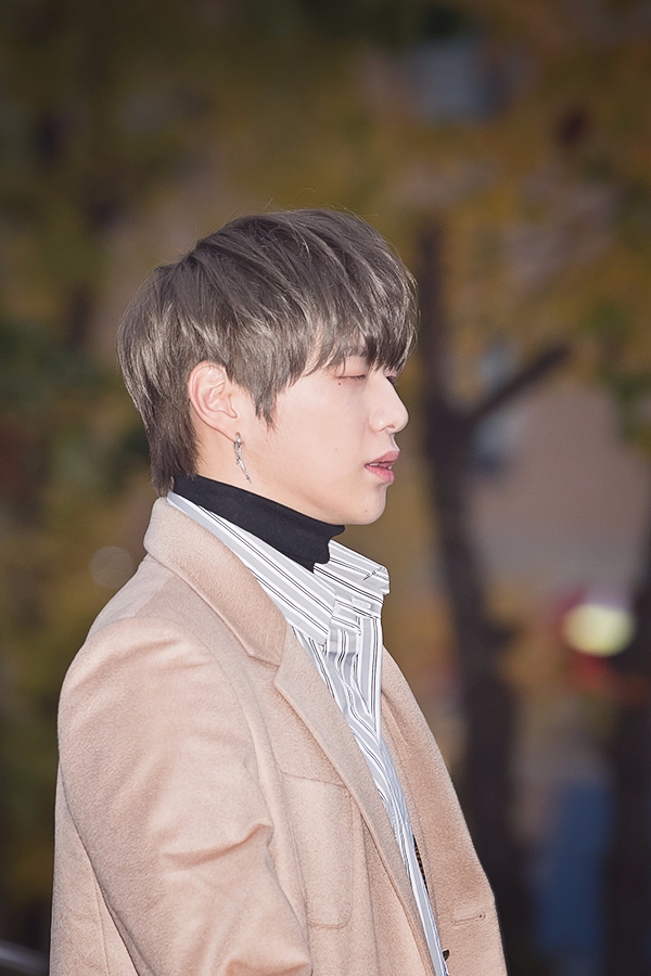 WannaOne(워너원) 강다니엘, 뮤직뱅크 출근길