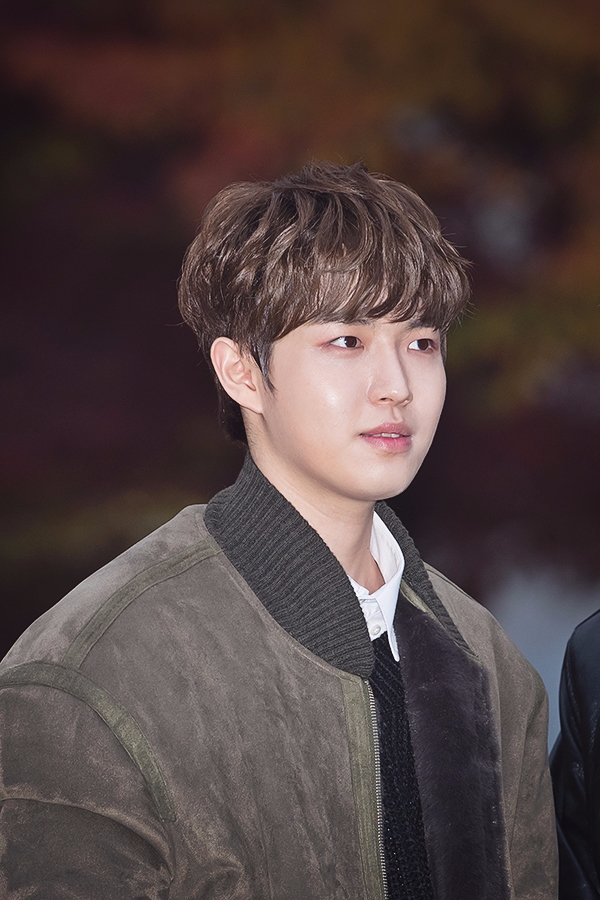 WannaOne(워너원) 김재환, 뮤직뱅크 출근길