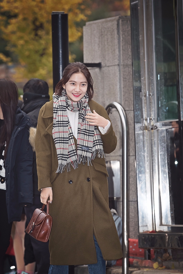 레드벨벳 (Red Velvet) 예리, 뮤직뱅크 출근길